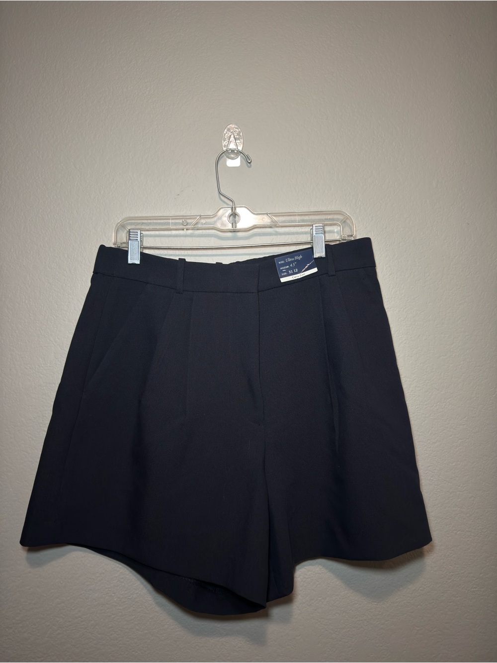 Abercrombie & Fitch Black High-Waist Curve Love Tailored Shorts